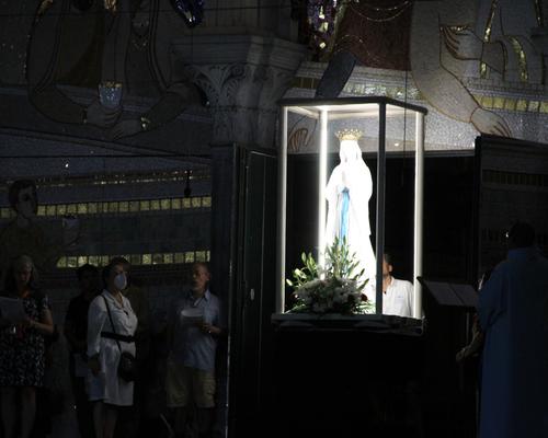 2022.08.20-lourdes-processionmariale 16