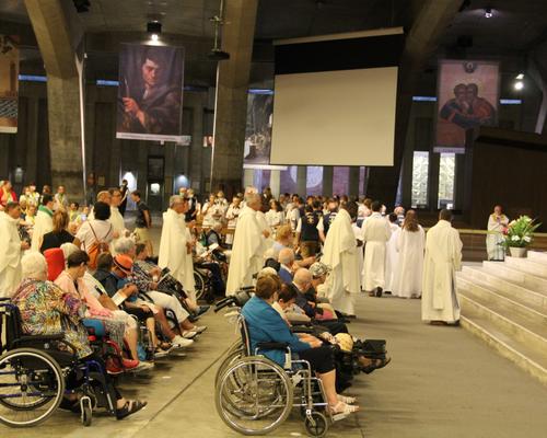 2022.08.22-lourdes-onctiondesmalades 7