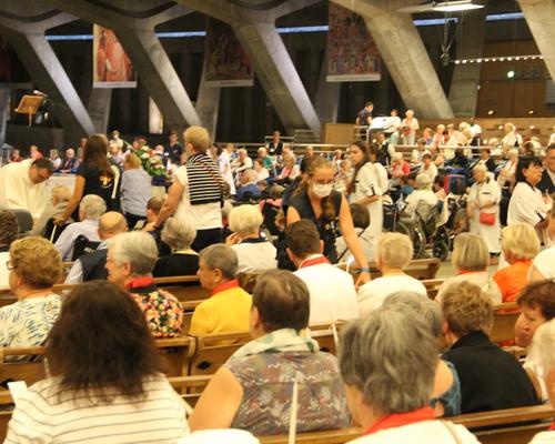 2022.08.22-lourdes-onctiondesmalades 41