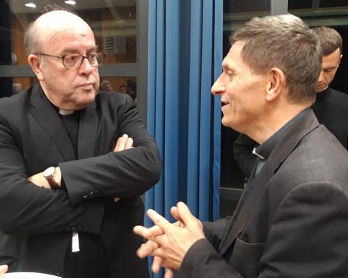 Mgr Bertrand et le doyen Descarpentries.