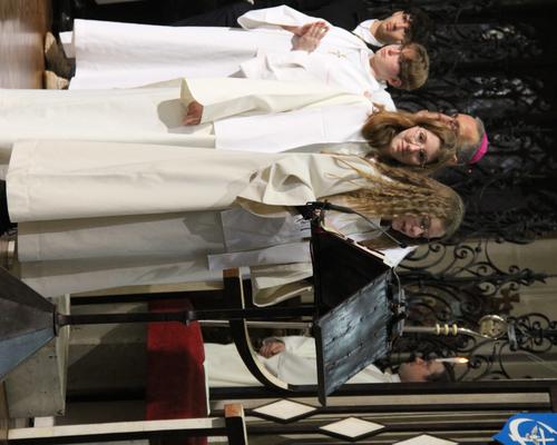 Confirmation servants autel 2022 cathédrale 29