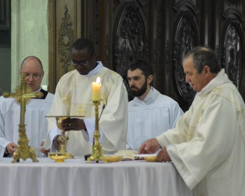 messe chrismale 53
