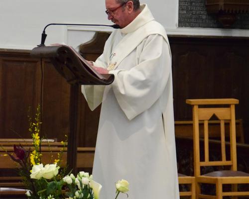 2023-04-29 premières communions à Bousies 18