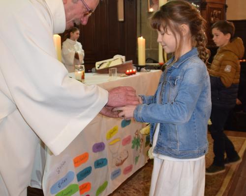2023-05-07 Premières communions à Landrecies 48