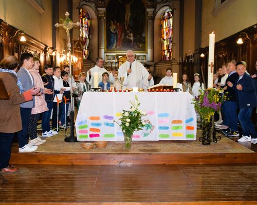 2023-05-07 Premières communions à Landrecies 51