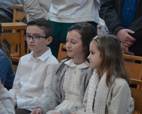 premières communions beauvois2023 2