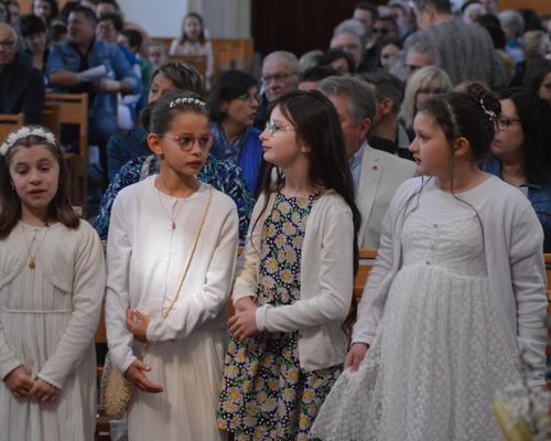 premières communions beauvois2023 5