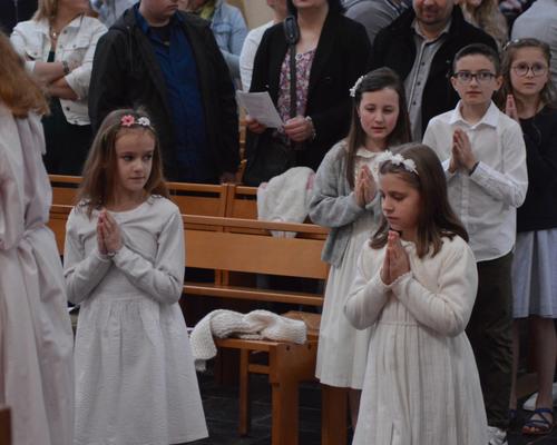 premières communions beauvois2023 10