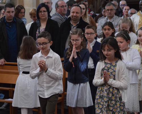 premières communions beauvois2023 13