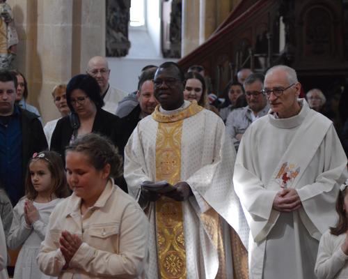 premières communions beauvois2023 18