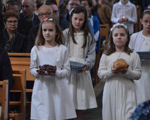 premières communions beauvois2023 33