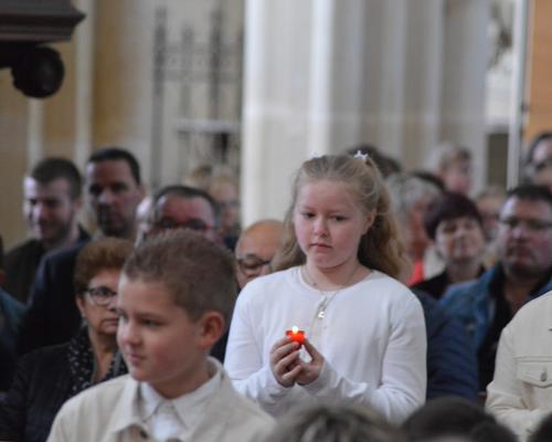premières communions beauvois2023 37