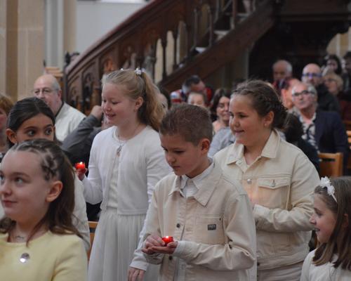 premières communions beauvois2023 41