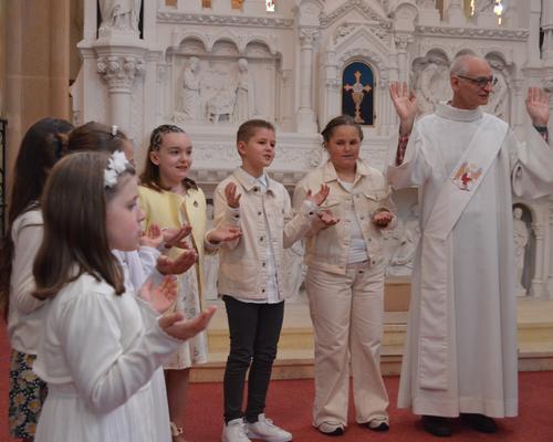 premières communions beauvois2023 44