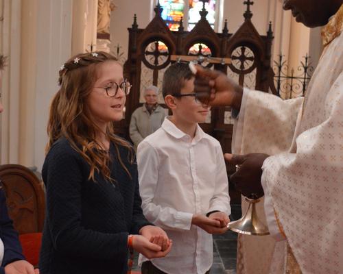 premières communions beauvois2023 53
