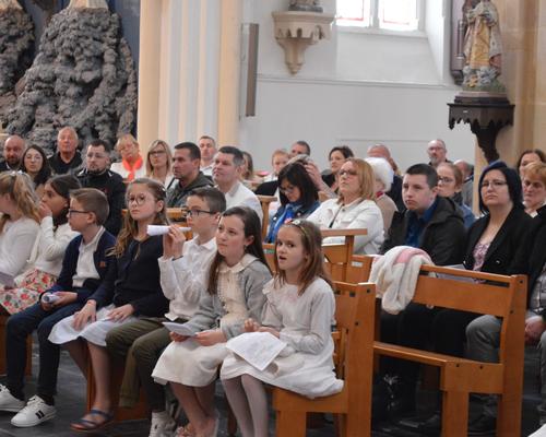 premières communions beauvois2023 66