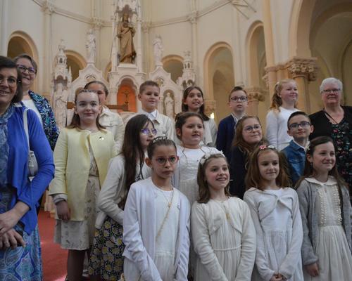 premières communions beauvois2023 70