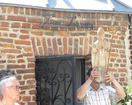 La statue restauree a ete benie