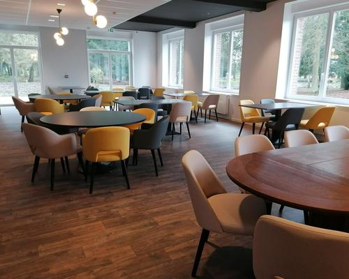 restaurant1