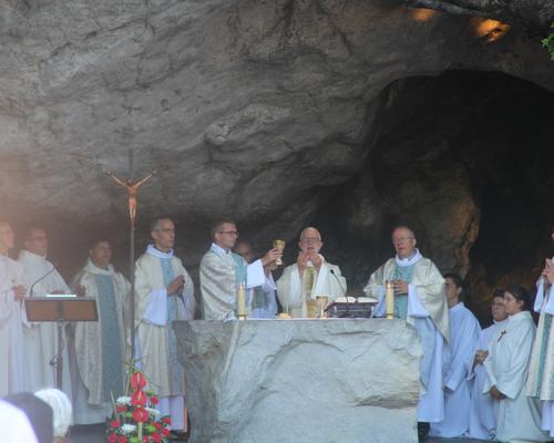 lourdes2023-messegrotte-19.08.23 10