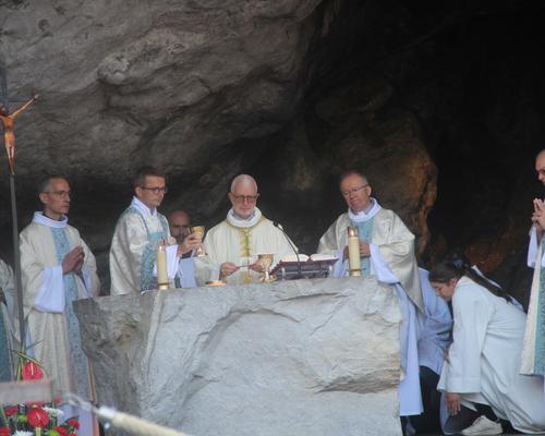 lourdes2023-messegrotte-19.08.23 11