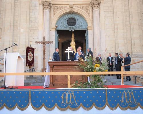 2023 08 15 Messe parvis cath  (2)