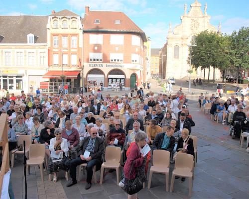 2023 08 15 Messe parvis cath  (4)