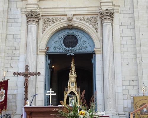 2023 08 15 Messe parvis cath  (18)