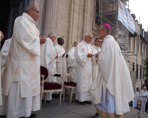 2023 08 15 Messe parvis cath  (21)
