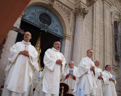2023 08 15 Messe parvis cath  (25)