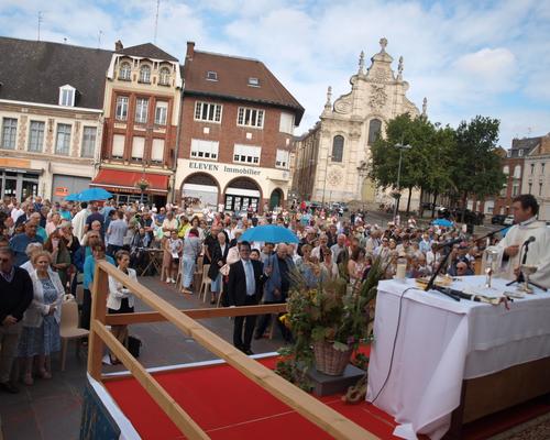2023 08 15 Messe parvis cath  (46)