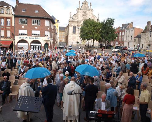 2023 08 15 Messe parvis cath  (50)