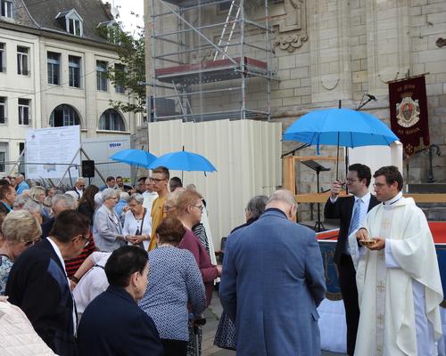 2023 08 15 Messe parvis cath  (51)