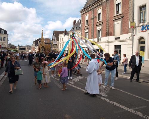2023 08 15 Procession et veneration  (13)