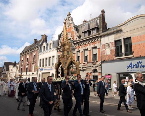 2023 08 15 Procession et veneration  (15)