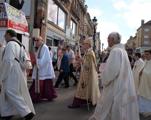 2023 08 15 Procession et veneration  (33)