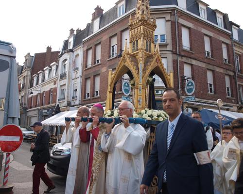 2023 08 15 Procession et veneration  (38)