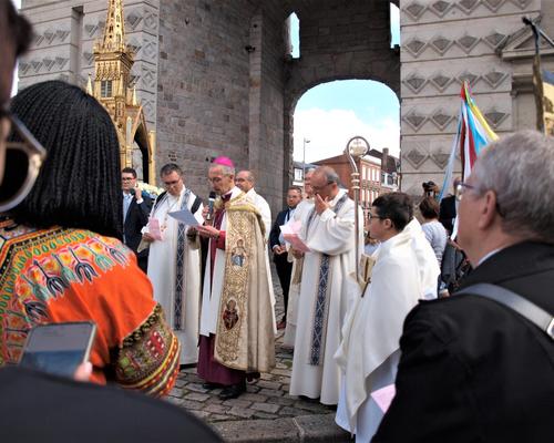 2023 08 15 Procession et veneration  (45)