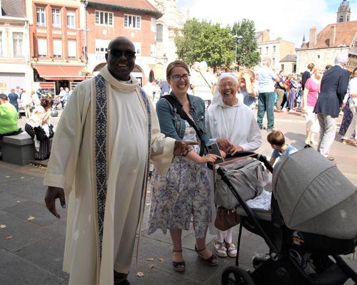 2023 08 15 Procession et veneration  (60)