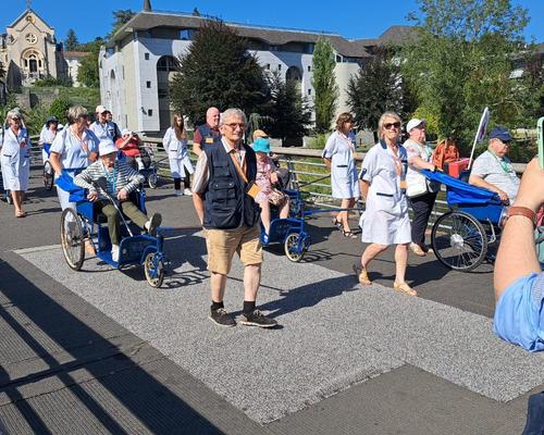 Lourdes jeunes30