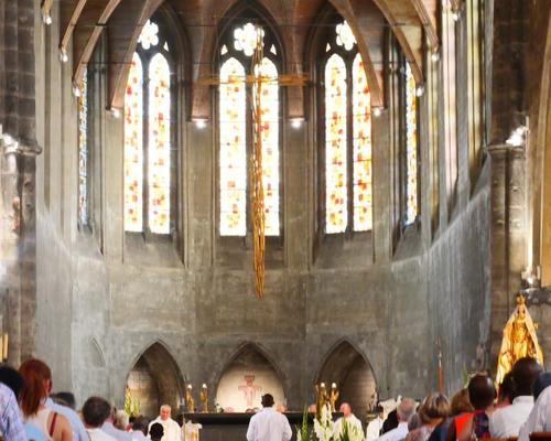 Ordination Richard Akame - Copyright : Hubert Mayo