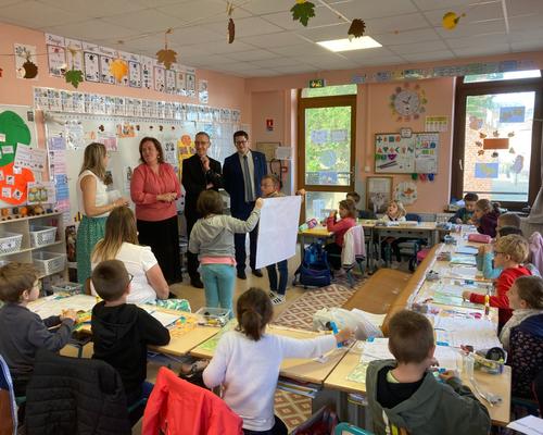 visite Mgr Dollmann école st Jo le cateau 4