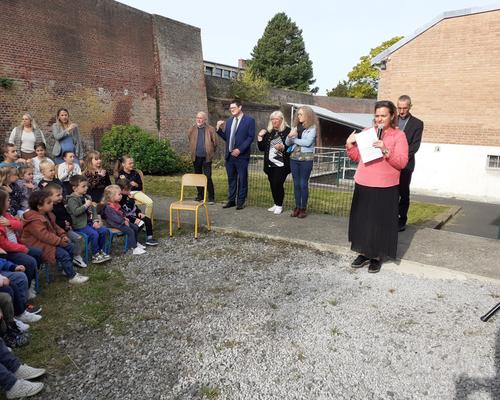visite Mgr Dollmann école st Jo le cateau 19