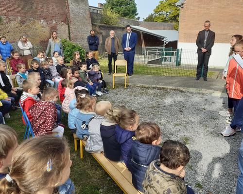 visite Mgr Dollmann école st Jo le cateau 25