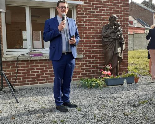 visite Mgr Dollmann école st Jo le cateau 26