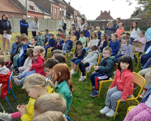 visite Mgr Dollmann école st Jo le cateau 29