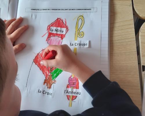 visite Mgr Dollmann école st Jo le cateau 33