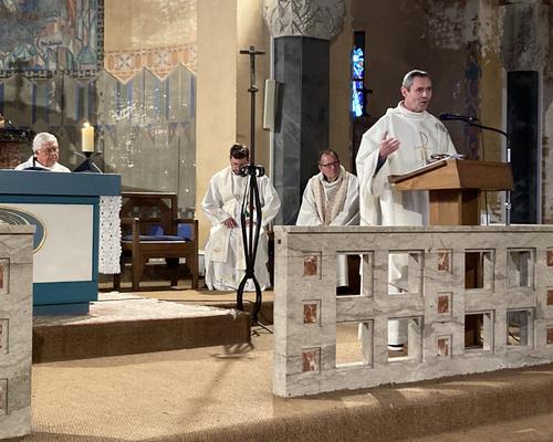 2023-10-04  Messe de rentree Past Sante (5)