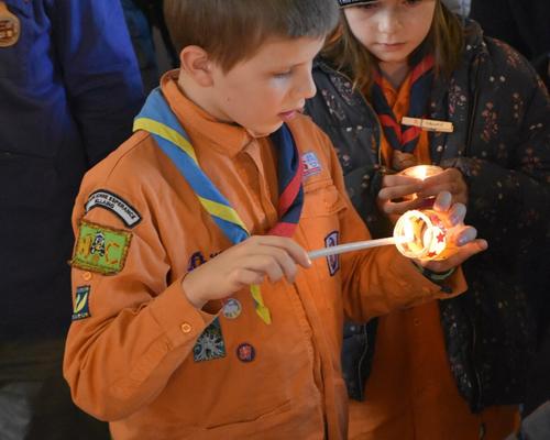 lumière de la paix petite foret 2023 14