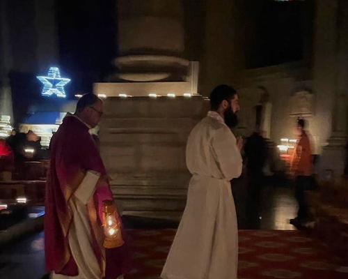 2023-12-23 Messe a la bougie (9)